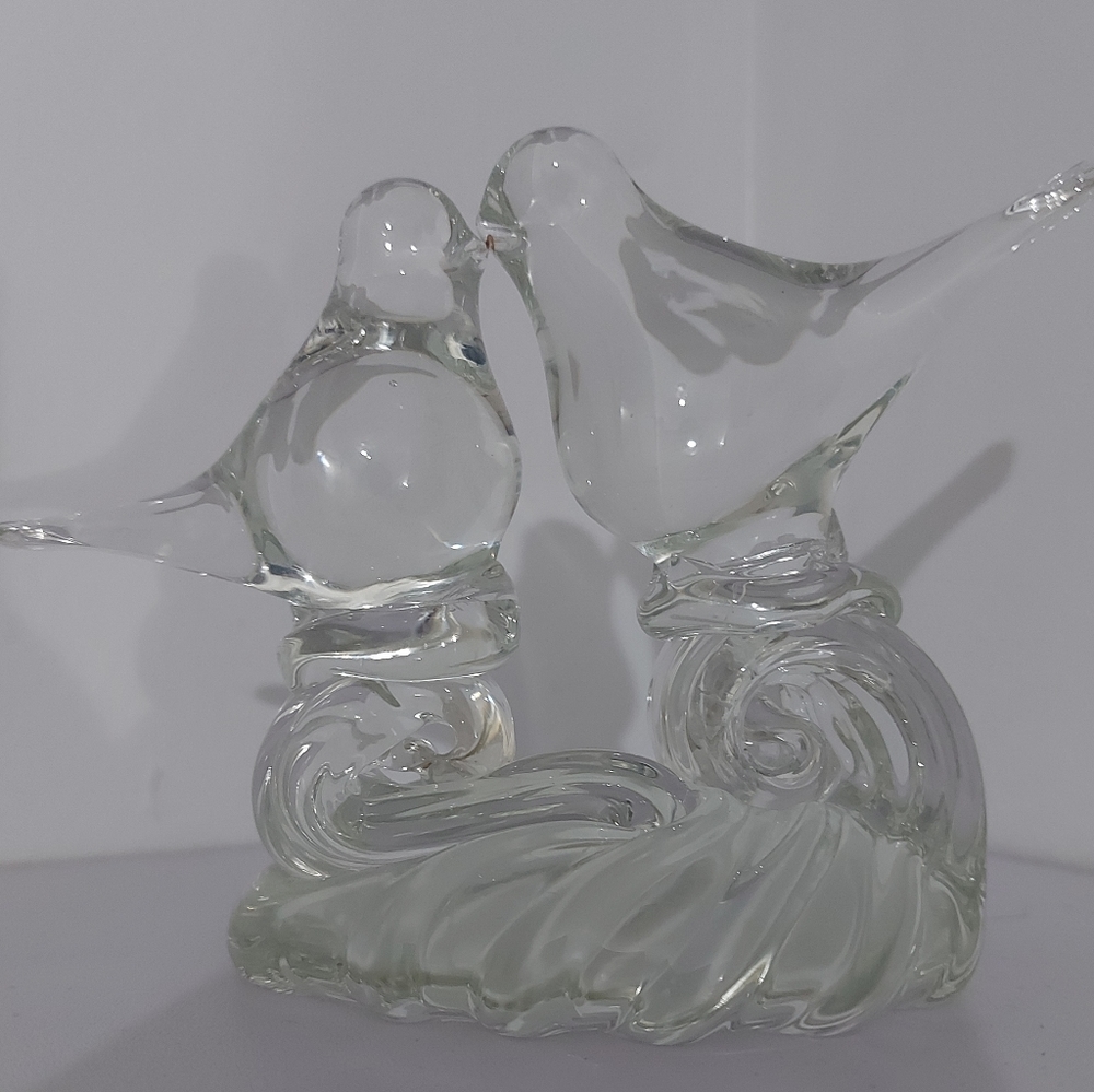 Vintage Glass Sculpture Of Birds Kissing